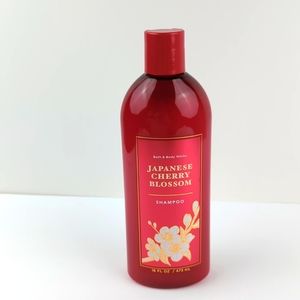 Bath & Body Works Cherry Blossom Shampoo 16fl.oz.